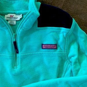 Vineyard Vines 3/4 zip. Size M